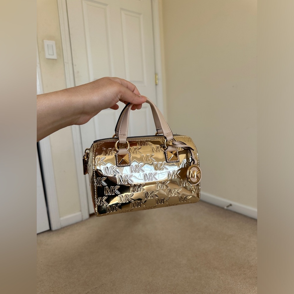 NWT Michael Kors Grayson small duffle crossbody bag metallic - Picture 3 of 10